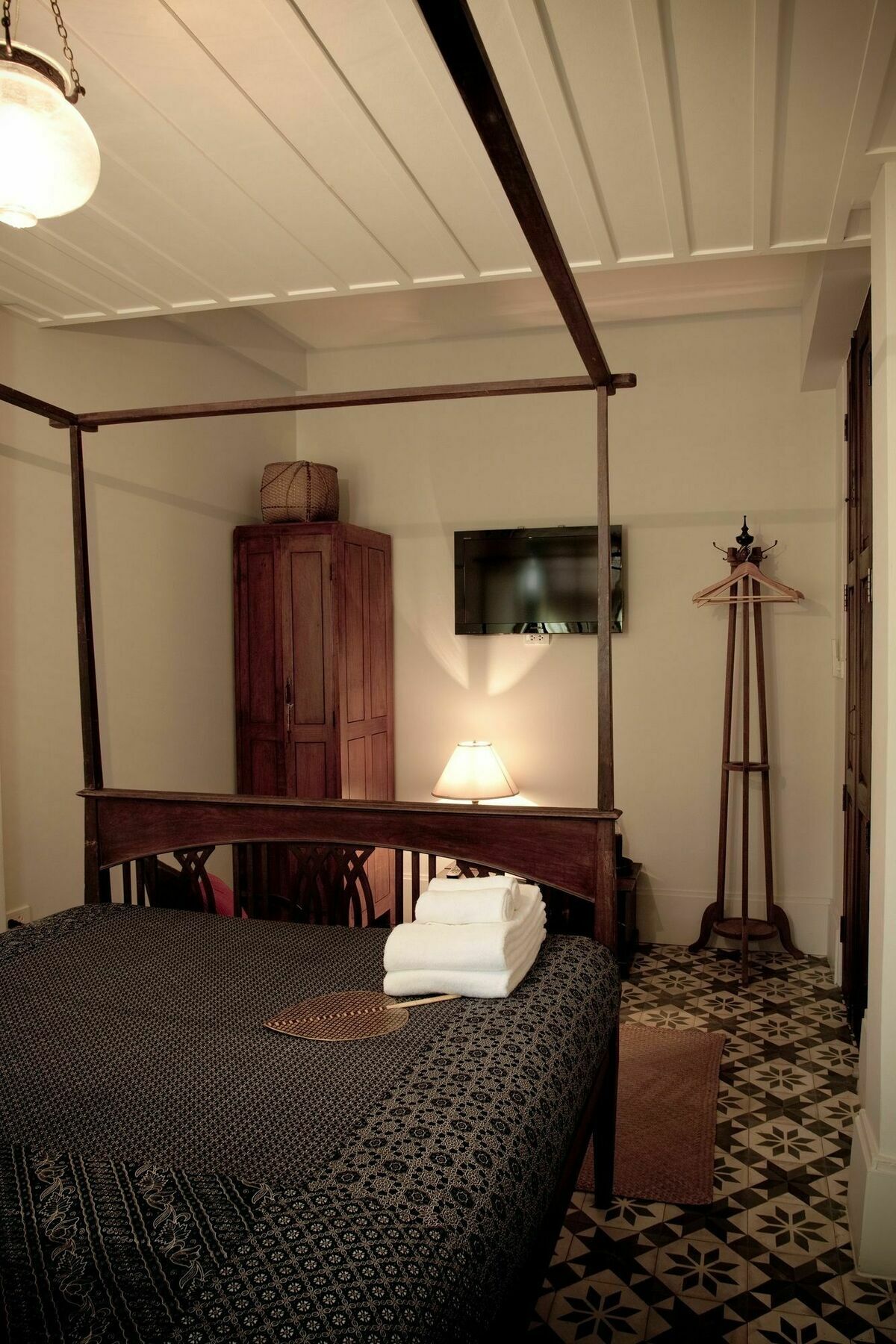The Asadang Bed And Breakfast Bangkok Esterno foto