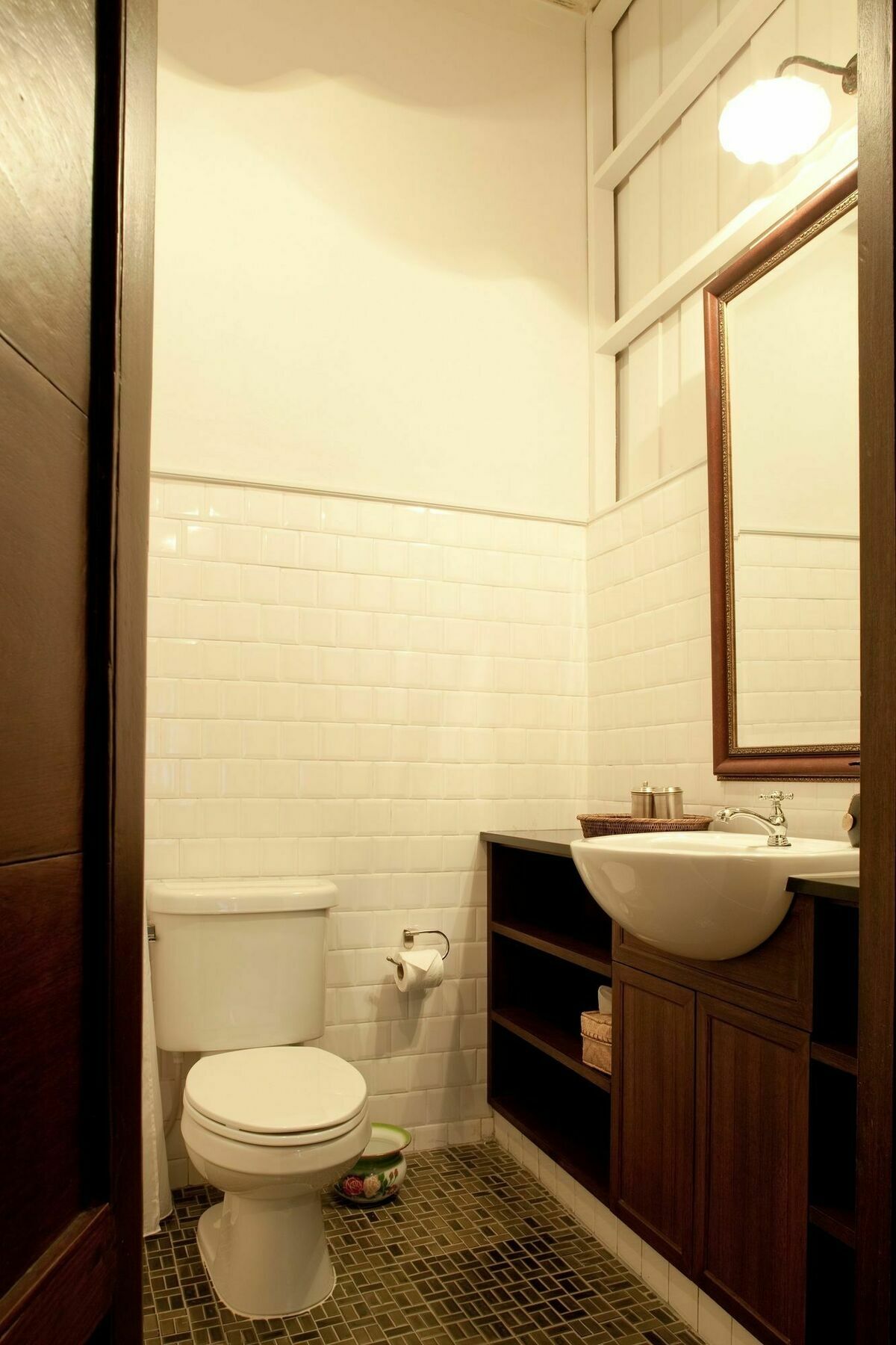 The Asadang Bed And Breakfast Bangkok Esterno foto